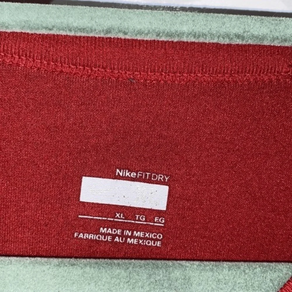 Nike Men's Red Fit Dry Crew Neck Short Sleeve Athletic T-Shirt Size Extra Large